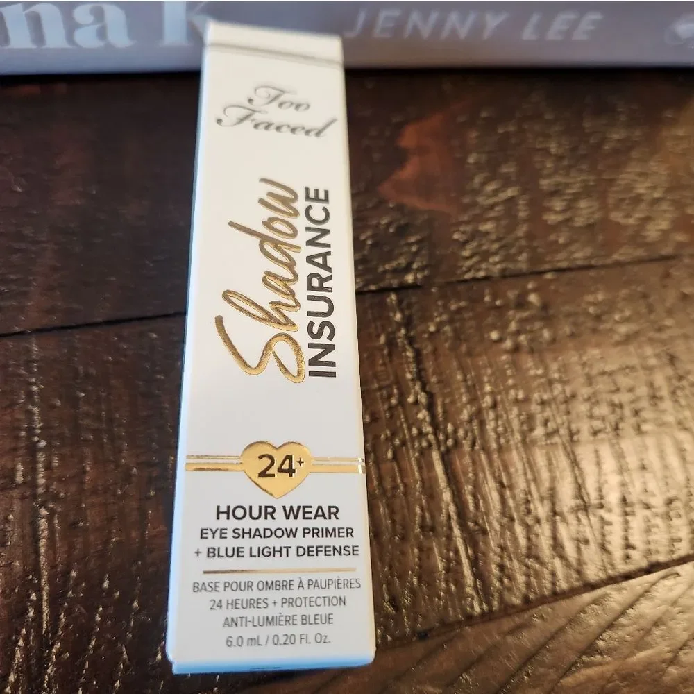 Too Faced Shadow Insurance 24-Hour Eyeshadow Primer - Picture 5 of 5